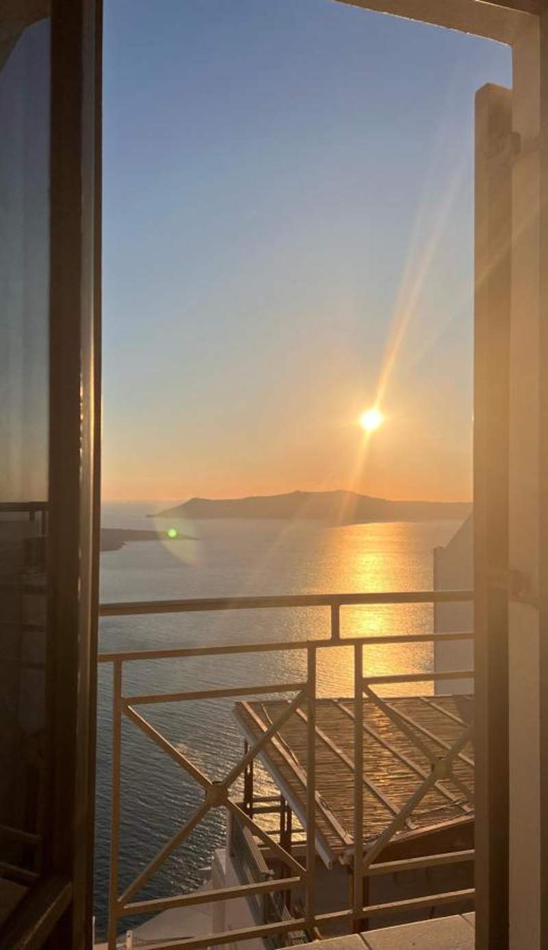 Theoxenia Caldera Hotel