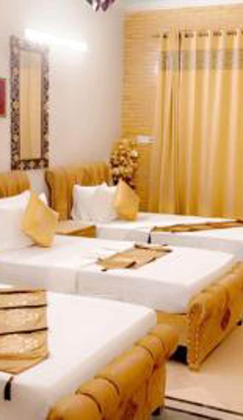 Galaxy Lodge