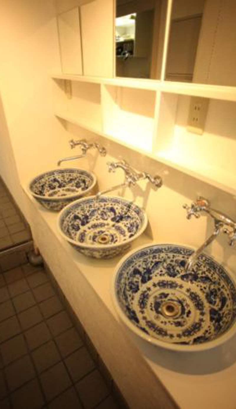 Base Inn Komagome Tokyo