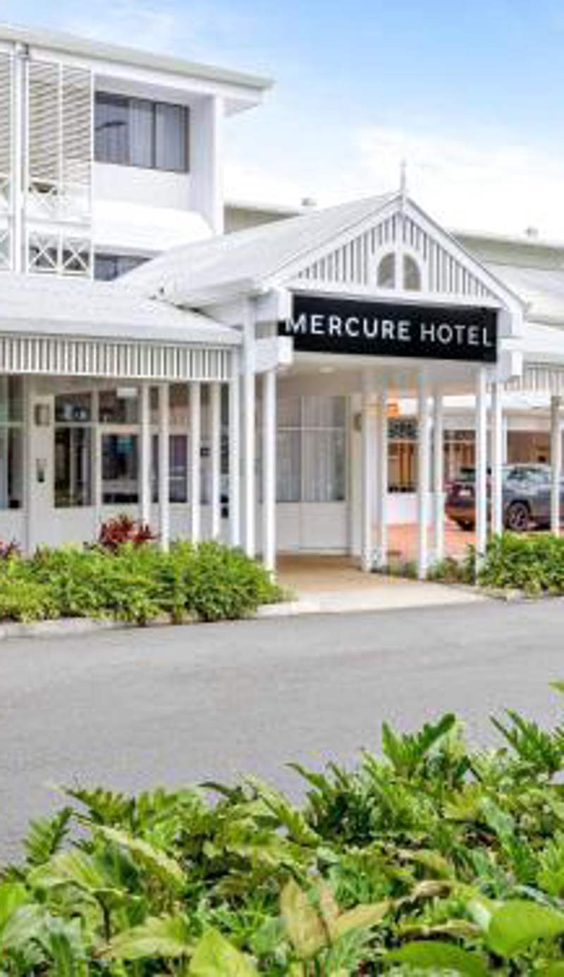 Mercure Cairns