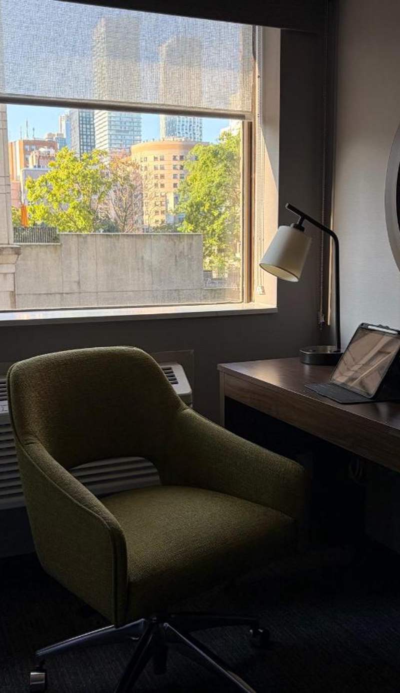 Hampton Inn & Suites by Hilton Toronto Downtown