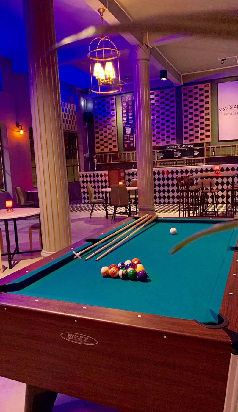 You Empire Hostel and Bar