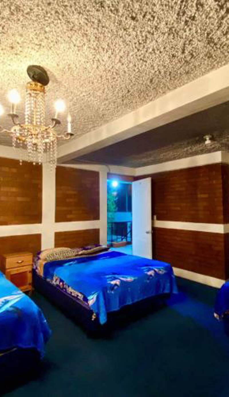 Hotel el Mesón, Guatemala