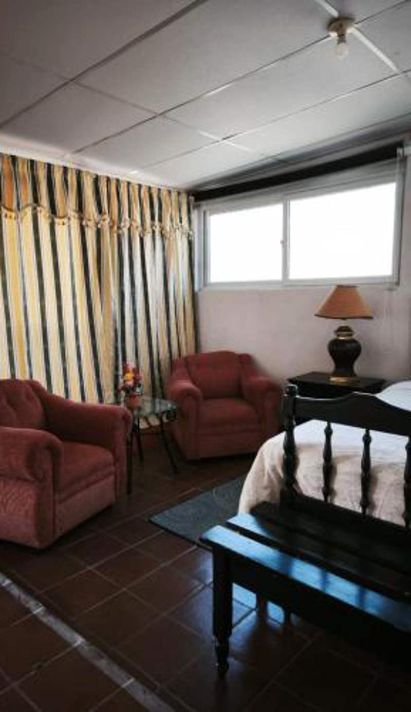 Nirvana 2, Habitación doble con todos sus servicios