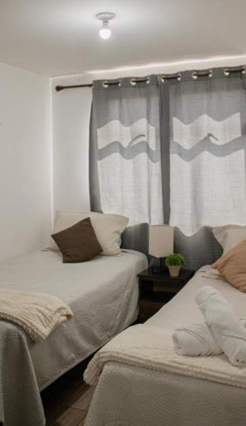 Petápolis 2-Apartamento Grande - Zona 12 de la Ciudad de Guatemala
