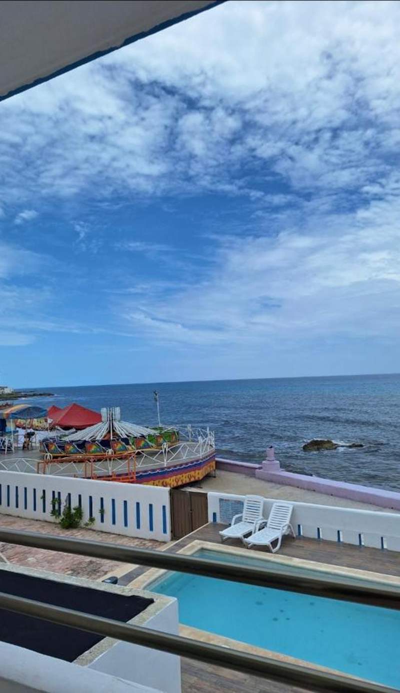 Hotel La Trigueña