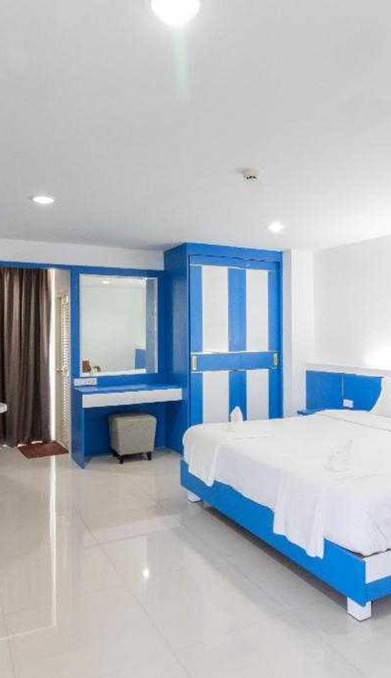 Townhouse Siam Privi Hotel