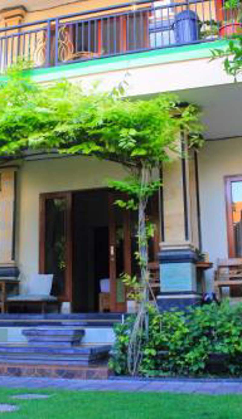CR Tris Rooms Seminyak