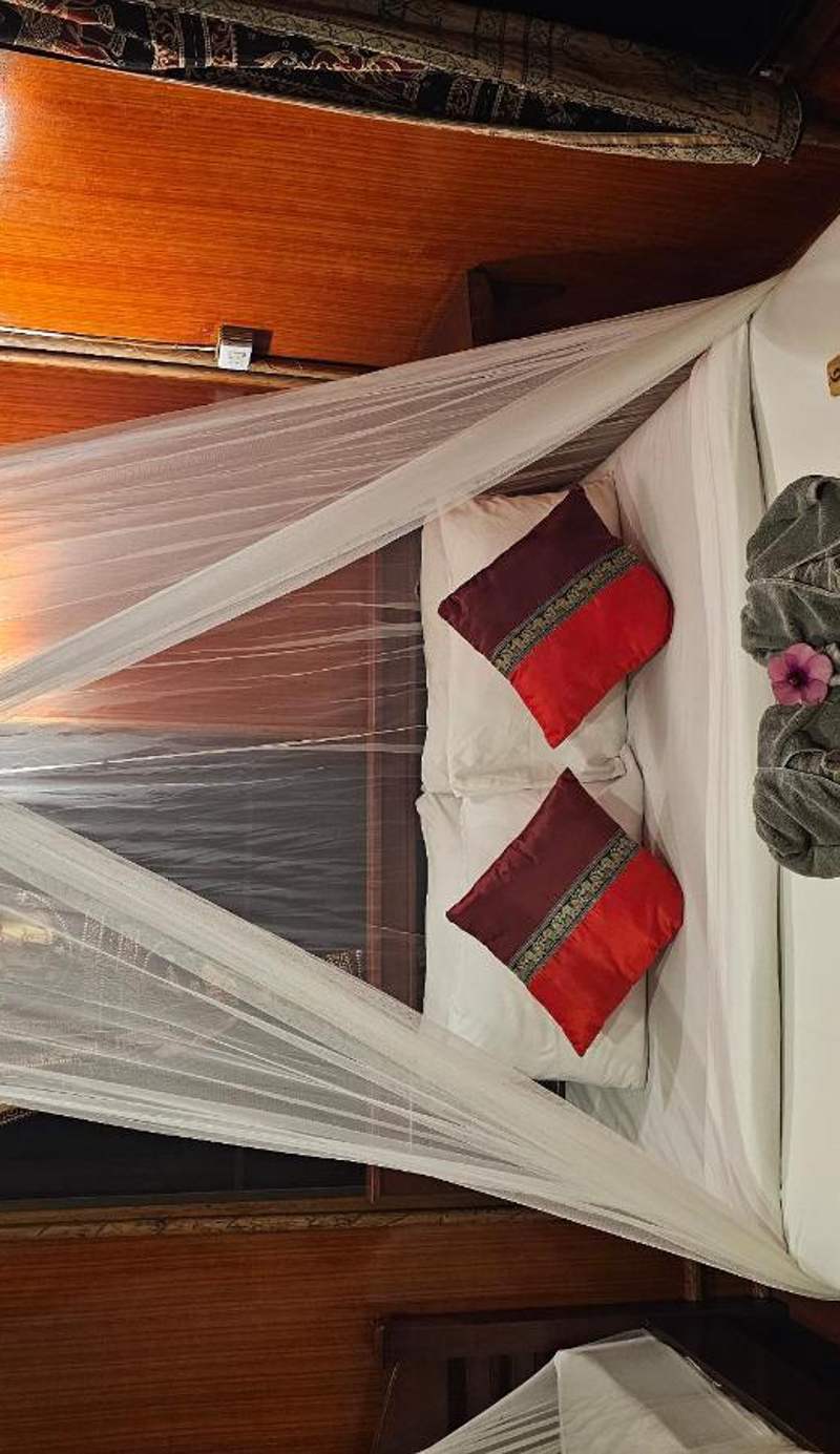 Khao Sok River & Jungle Resort