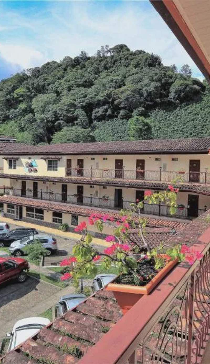 Hotel Valle del Rio