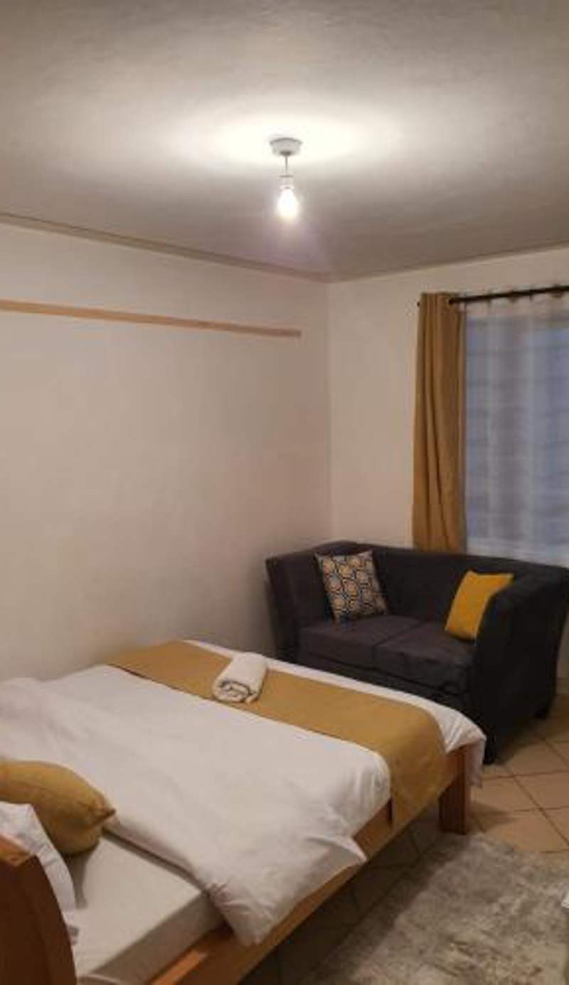 Lovely studio unit with free wifi and parking
