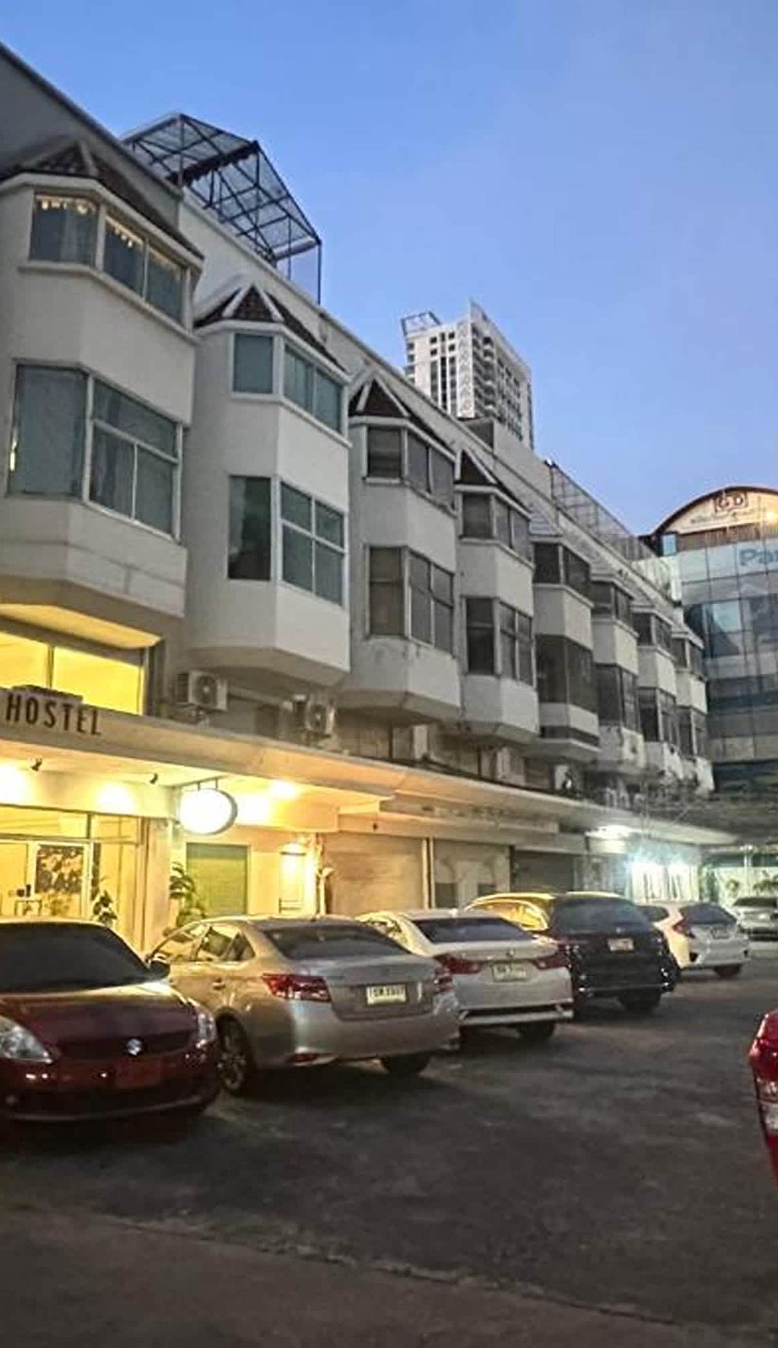Ease Hostel