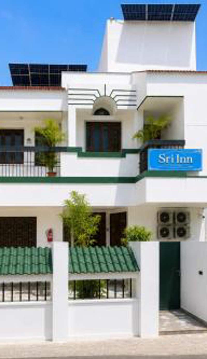 Sri Inn