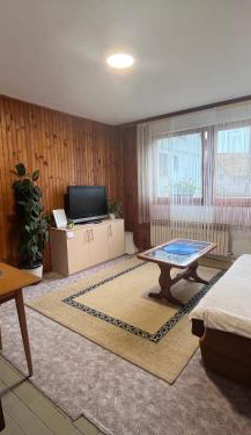Apartment Raza