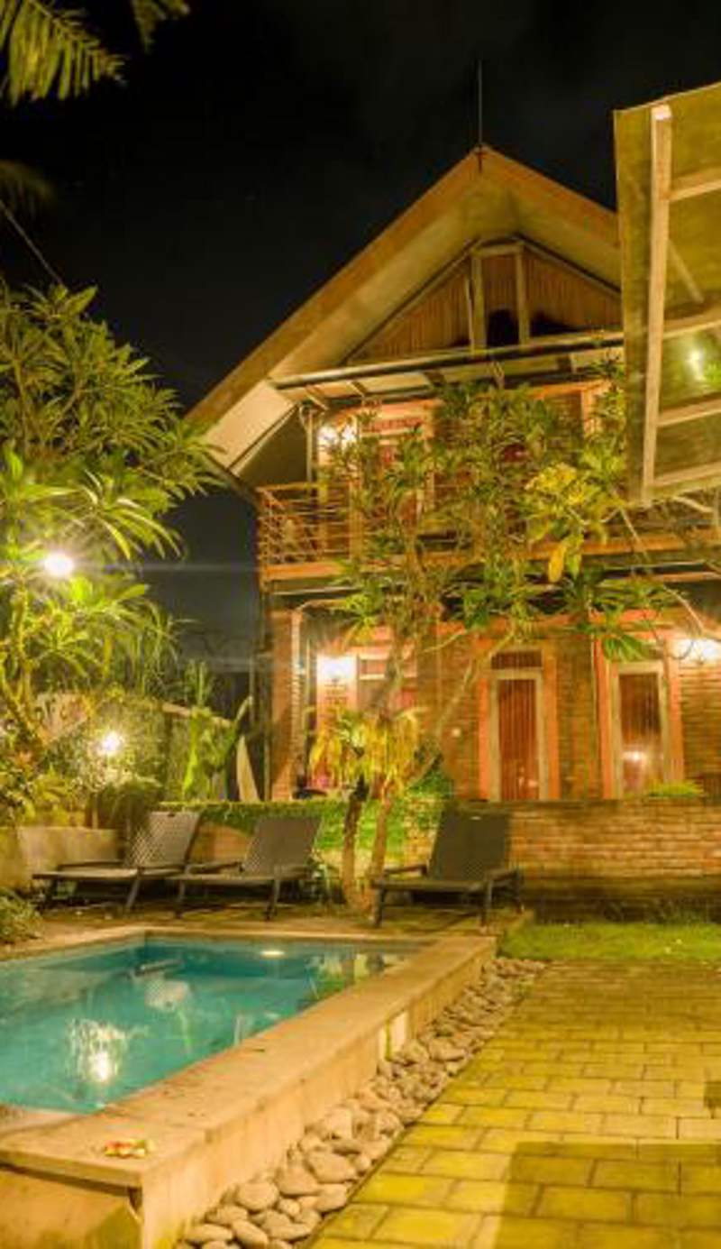 Uma Dewa homestay