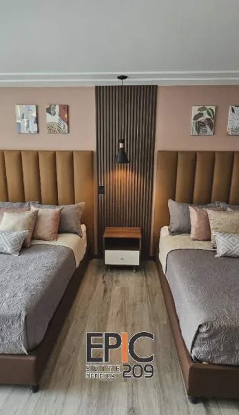 Epic Suite 209 Deluxe Airport