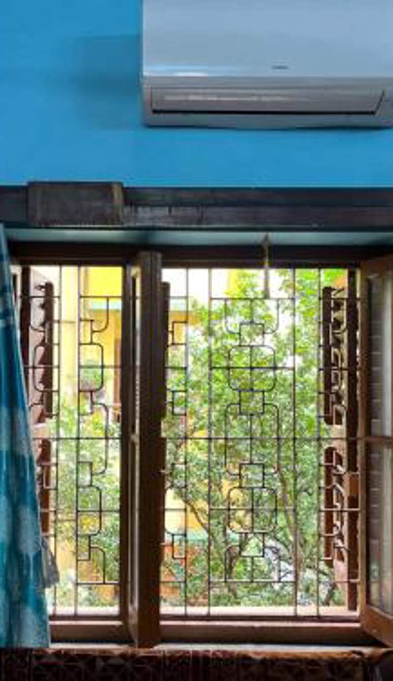 Home away from Home in city with Garden View