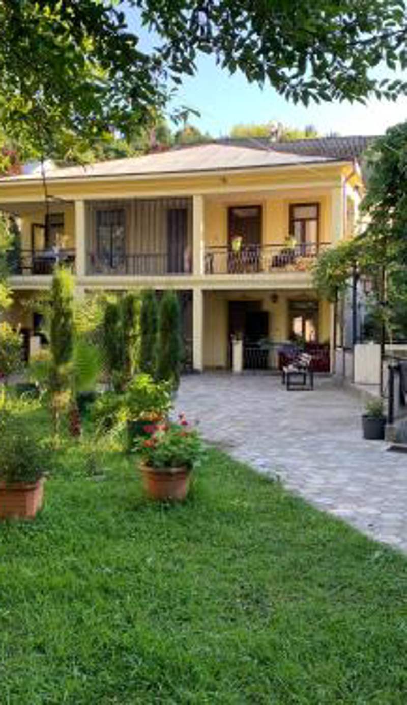 Nargiz's Guest House
