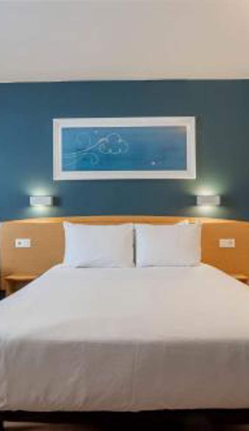 Travelodge Alicante Puerto
