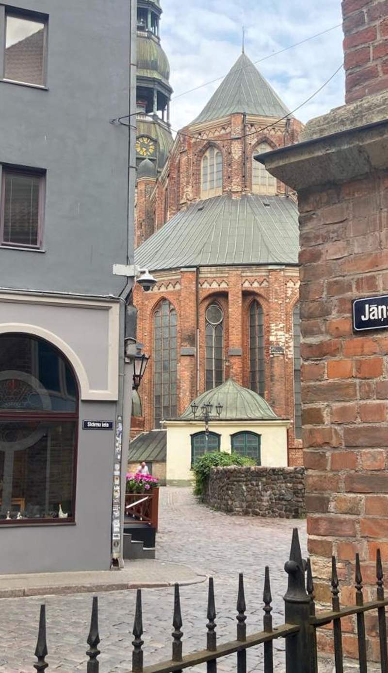Red Nose Hostel with Self-Check In