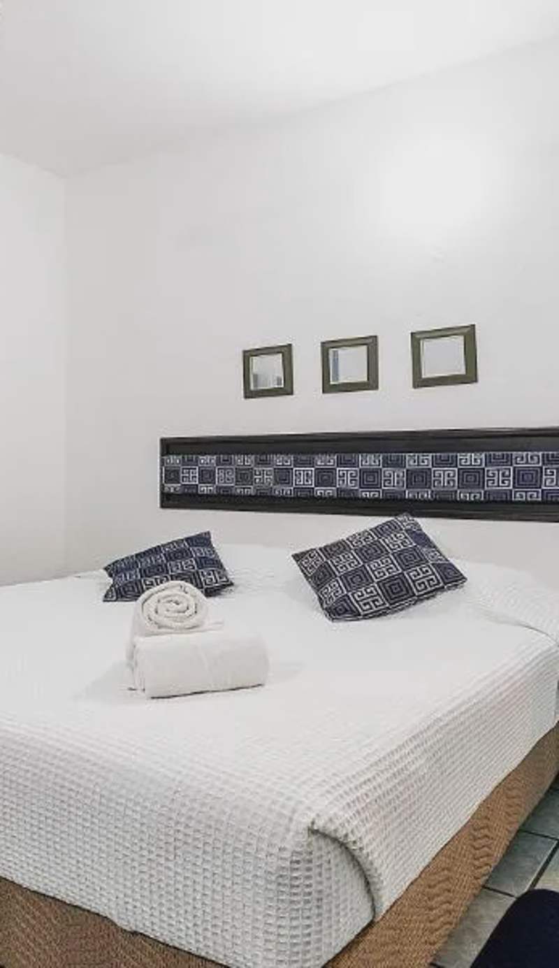 Vacation Rental - Upper Floor Room at Casa Cocoa