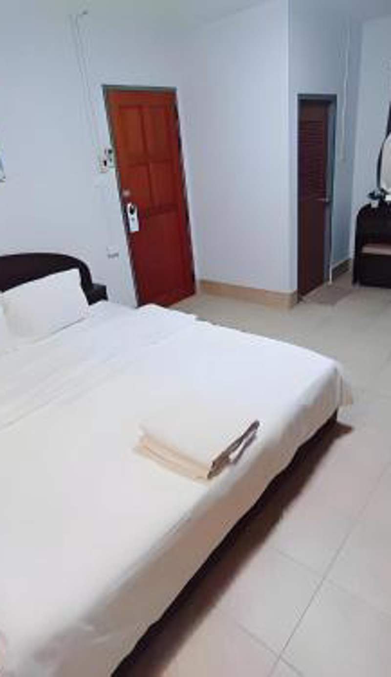 BOB Inn HuaHin Beach - หาดหัวหิน