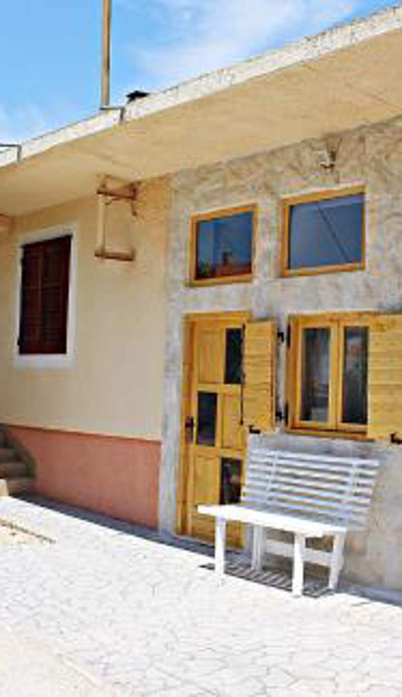 Studio Apartman Zara