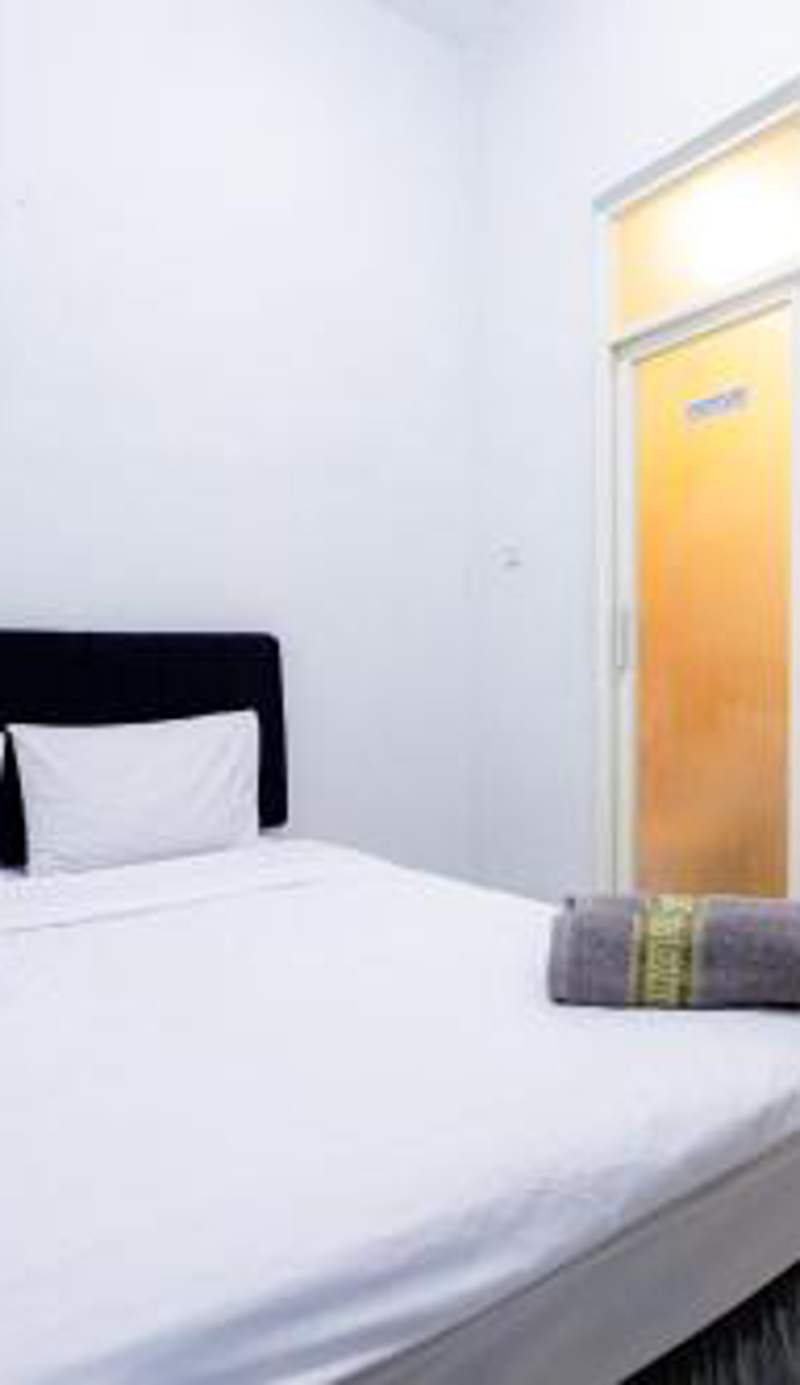 Marcello Residence Siwalankerto near Petra University Surabaya Mitra RedDoorz