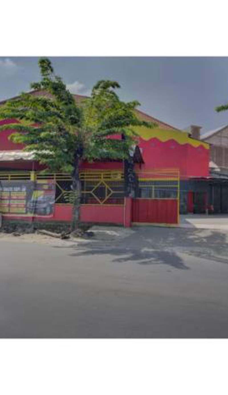 Capital O 3198 Sukomanunggal Inn