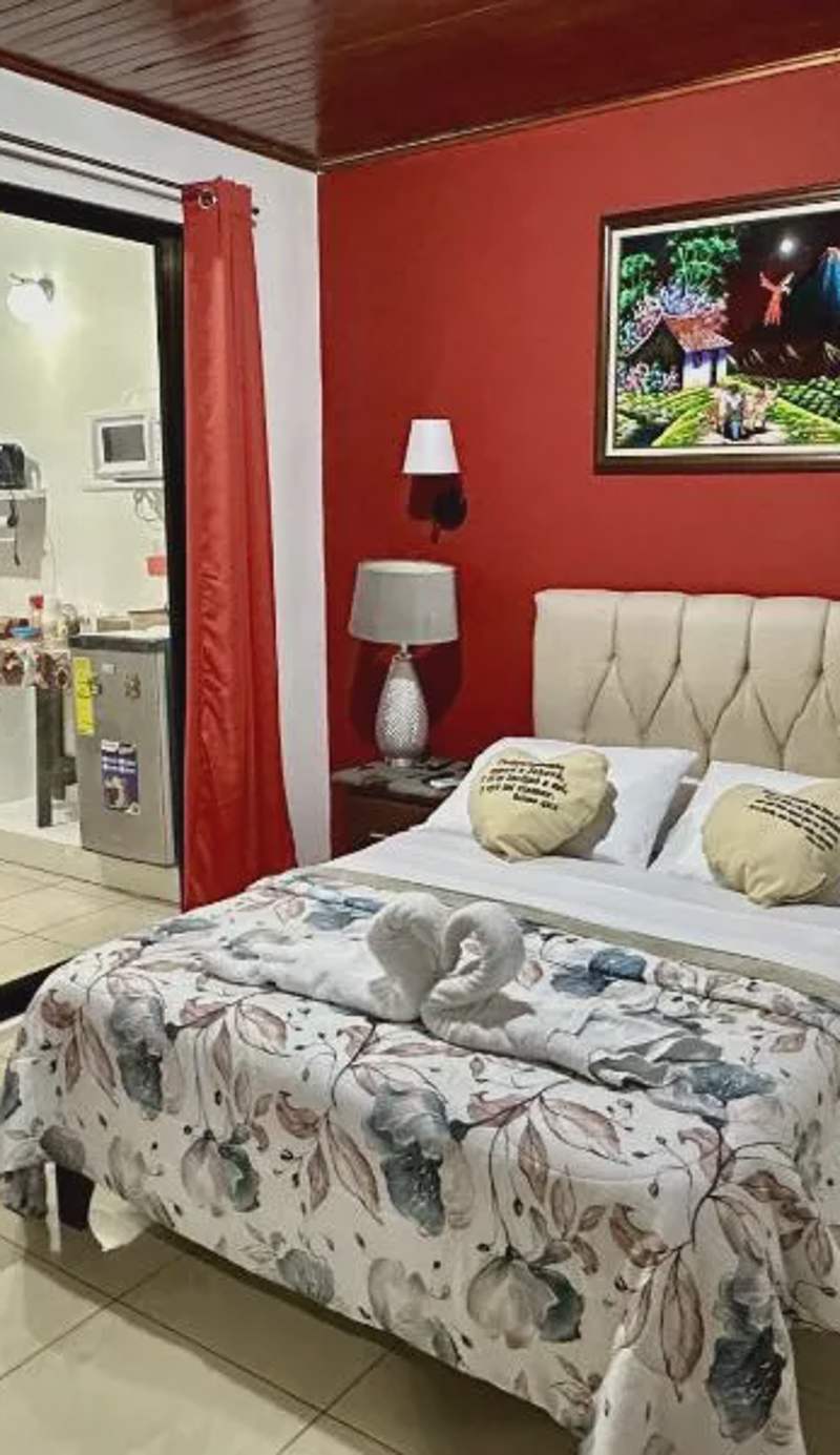 Private bedroom 10 minutes from the SJO airport