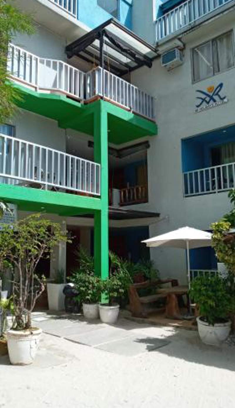 MR Holidays Hotel