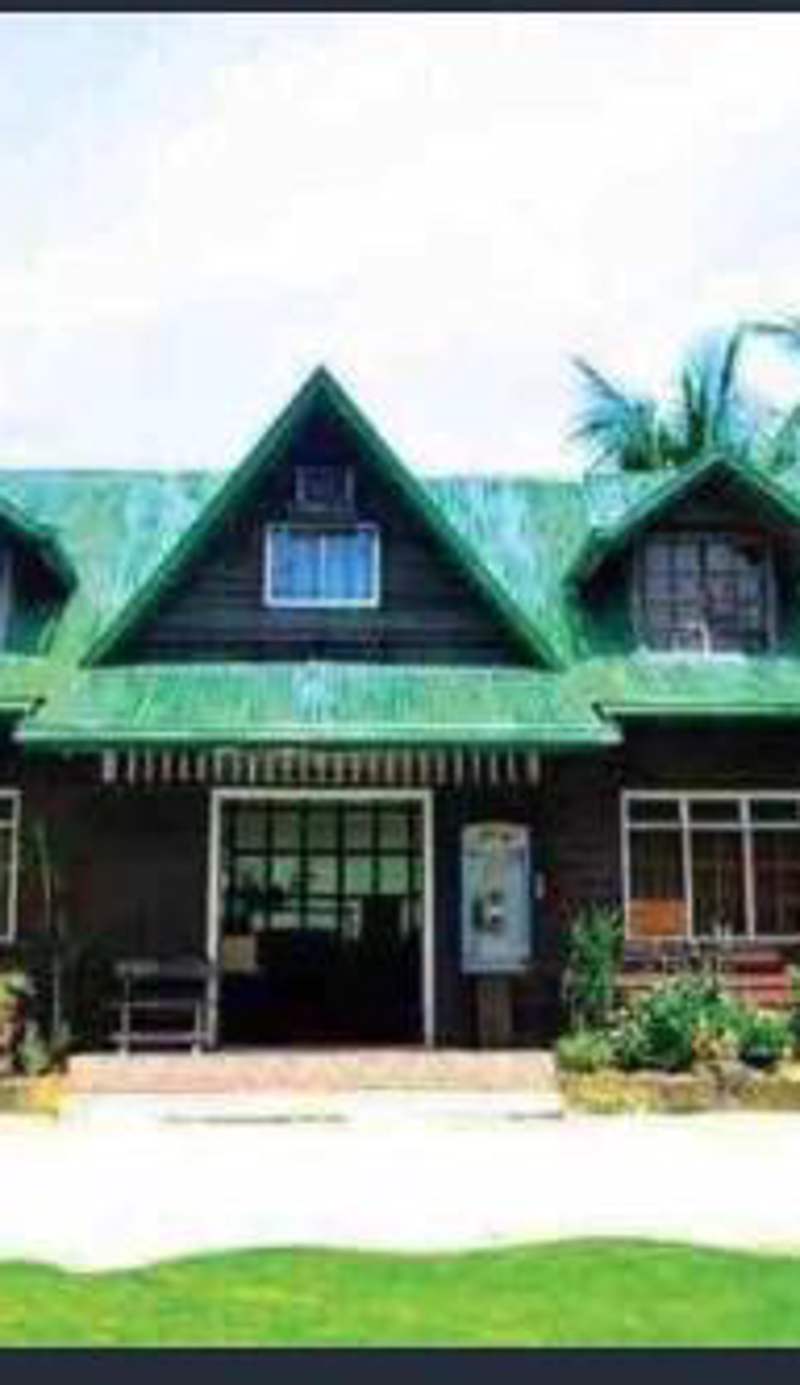 Shat's Guesthouse Siargao near Beach