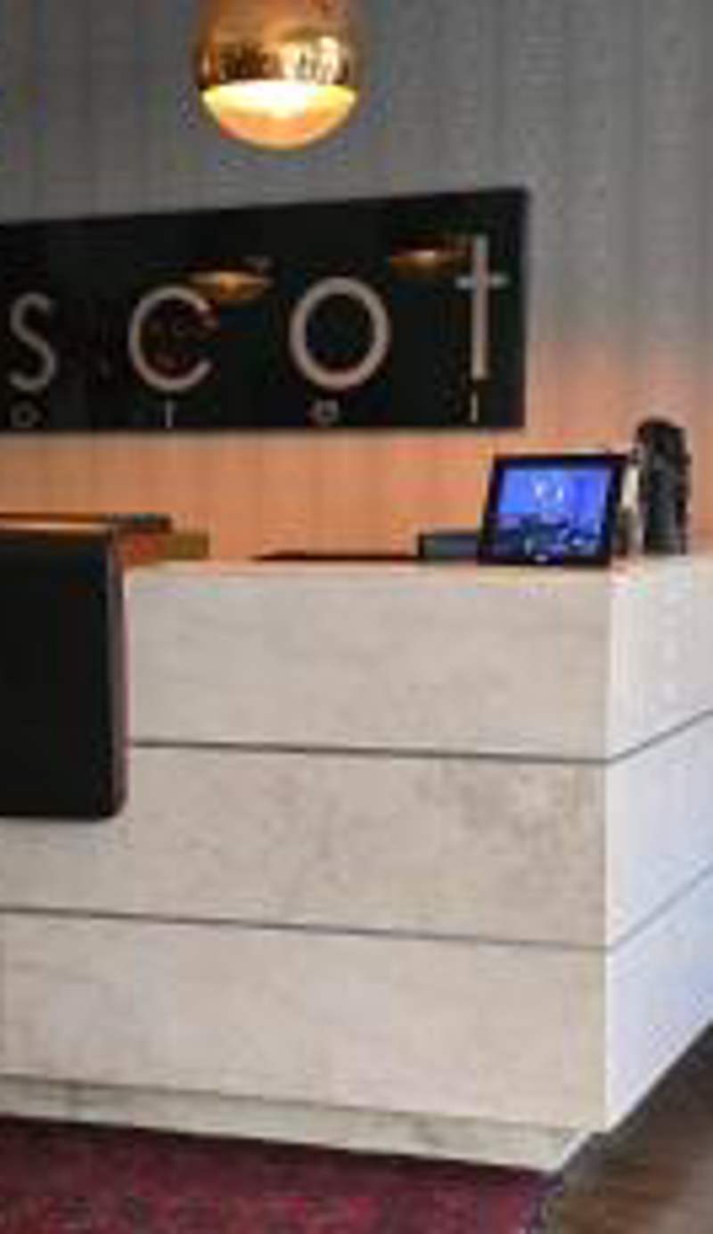 Ascot Hotel