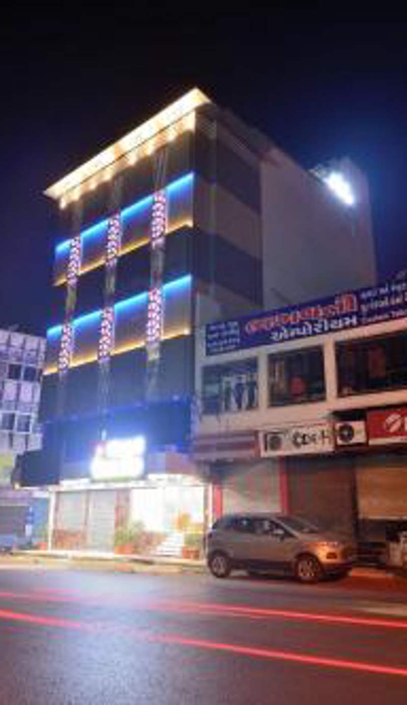 Hotel One Up