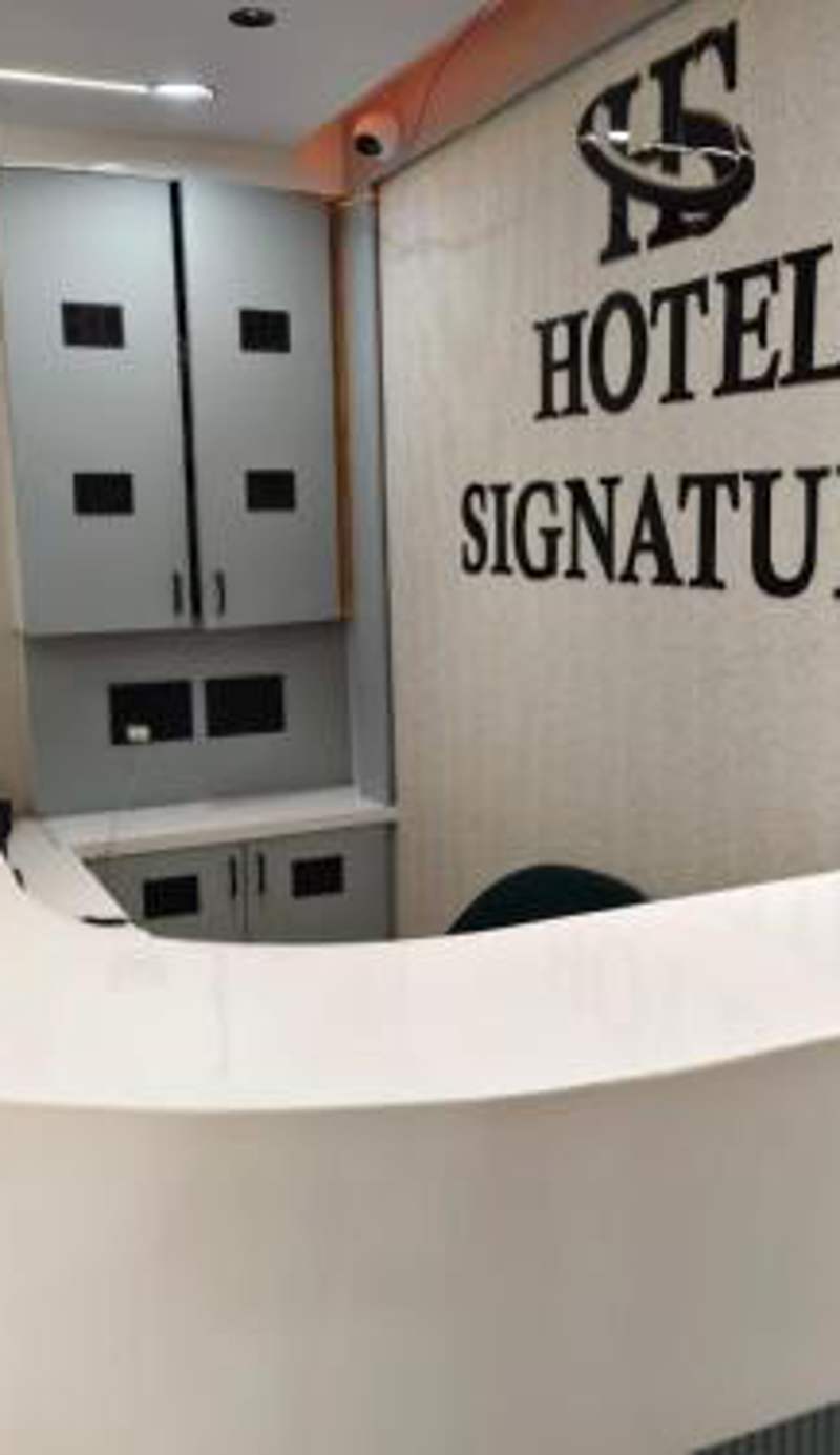 Hotel Signature Bopal