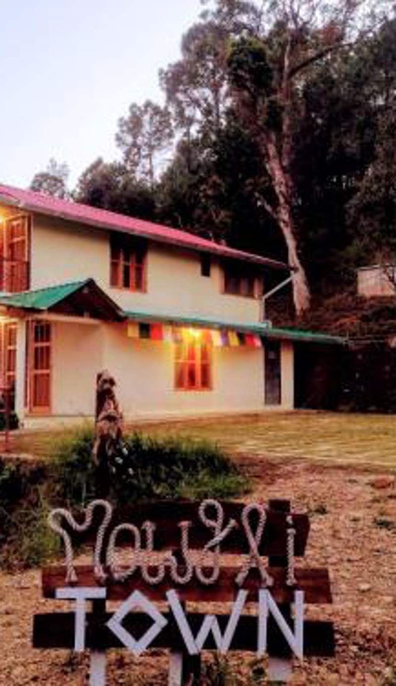 Mowgli Town Homestay/Resort