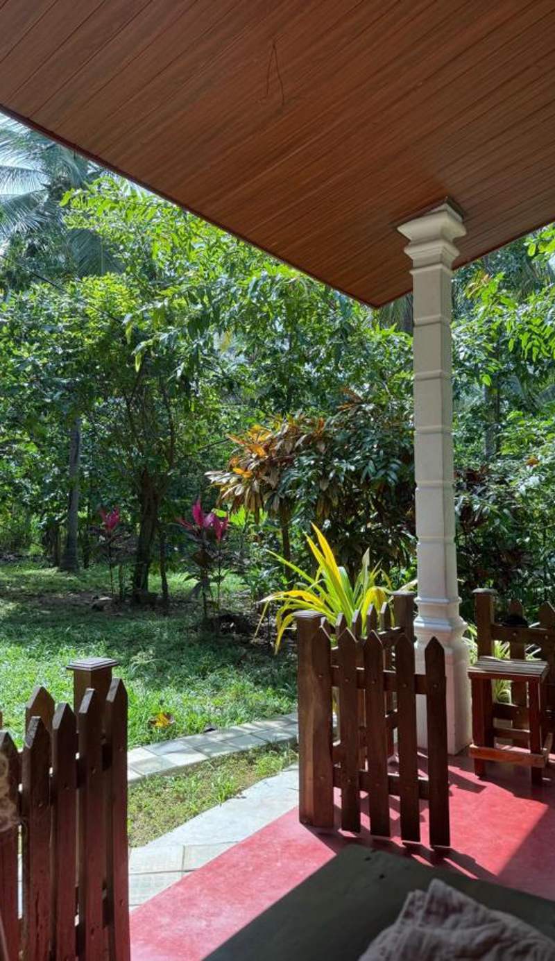 Lake Island Home Stay