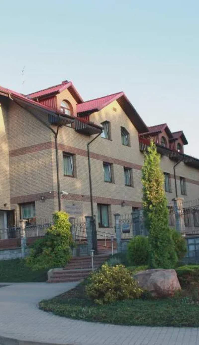 Amicus Hotel