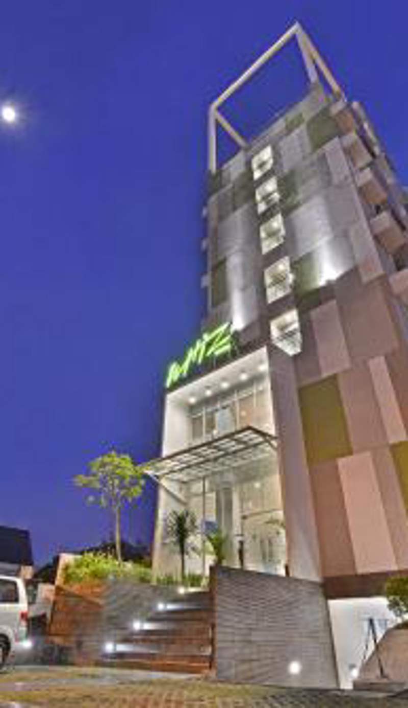 Whiz Hotel Pemuda Semarang