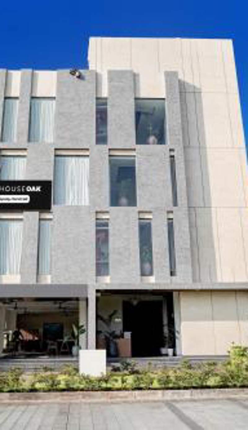 Super Townhouse Oak T. Narasipura Road Formerly Hotel Nishara
