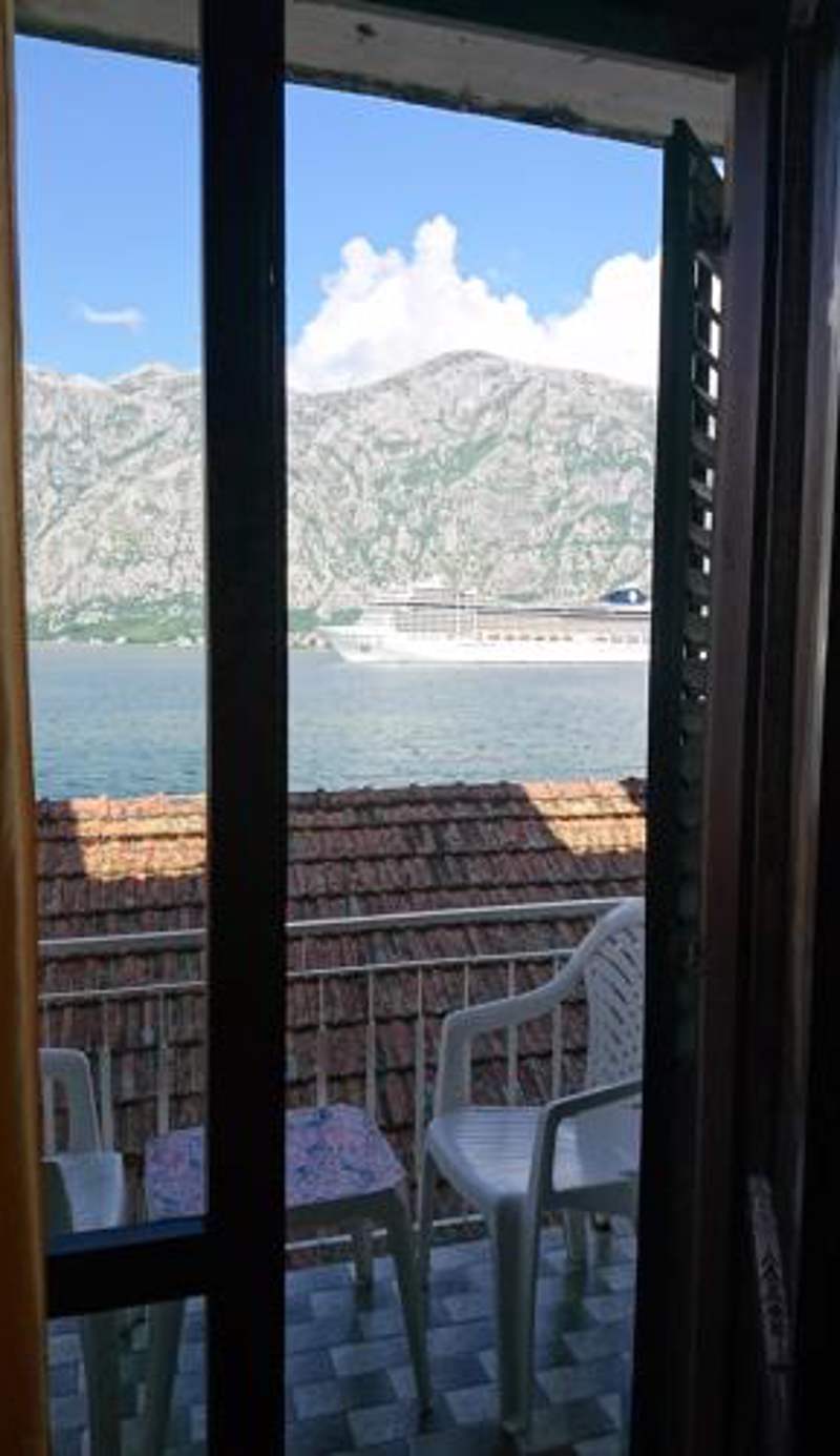 Seaside apartments and rooms