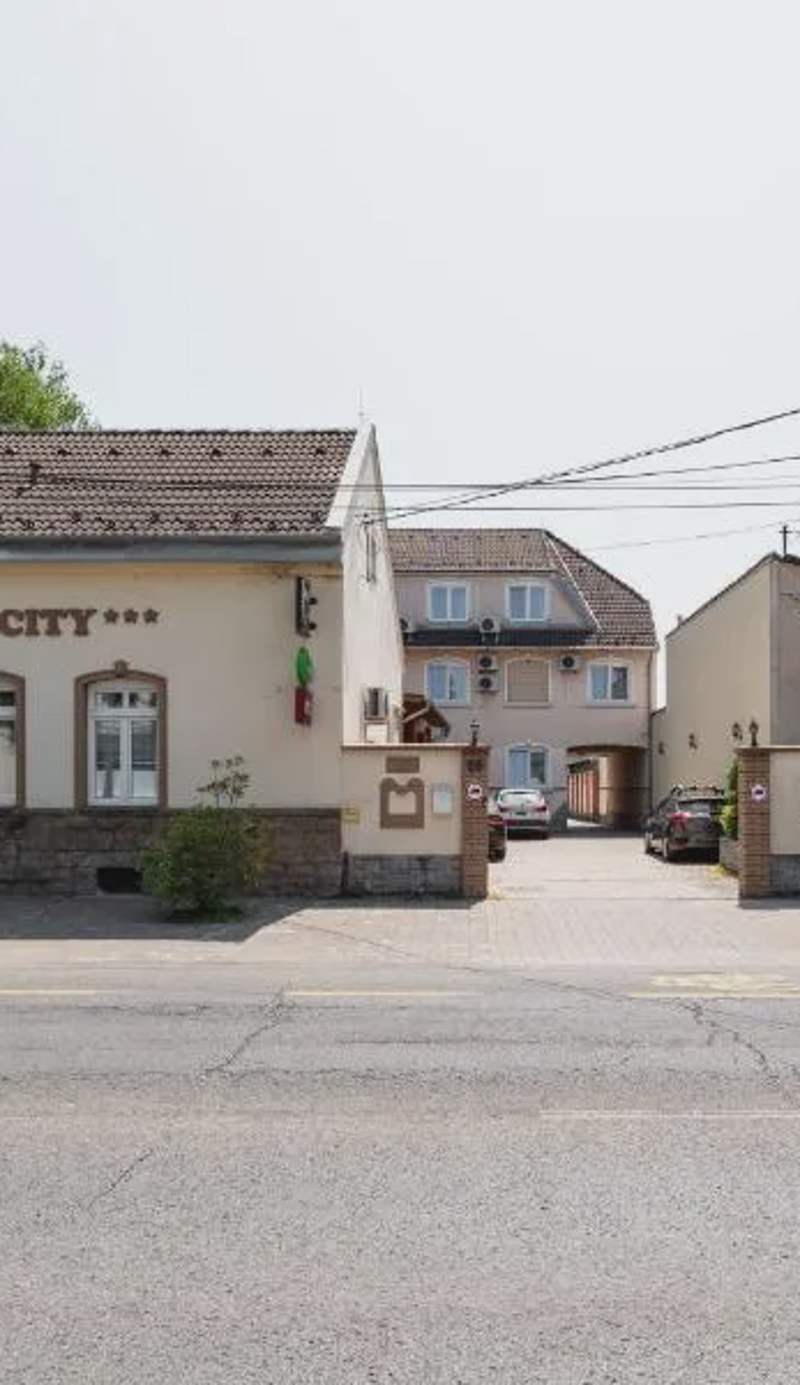 Hotel Palota City