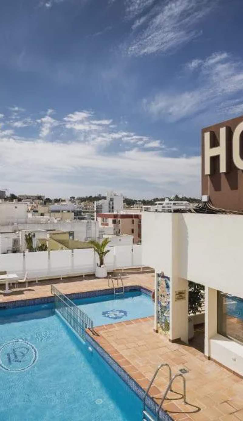 Hotel Royal Plaza