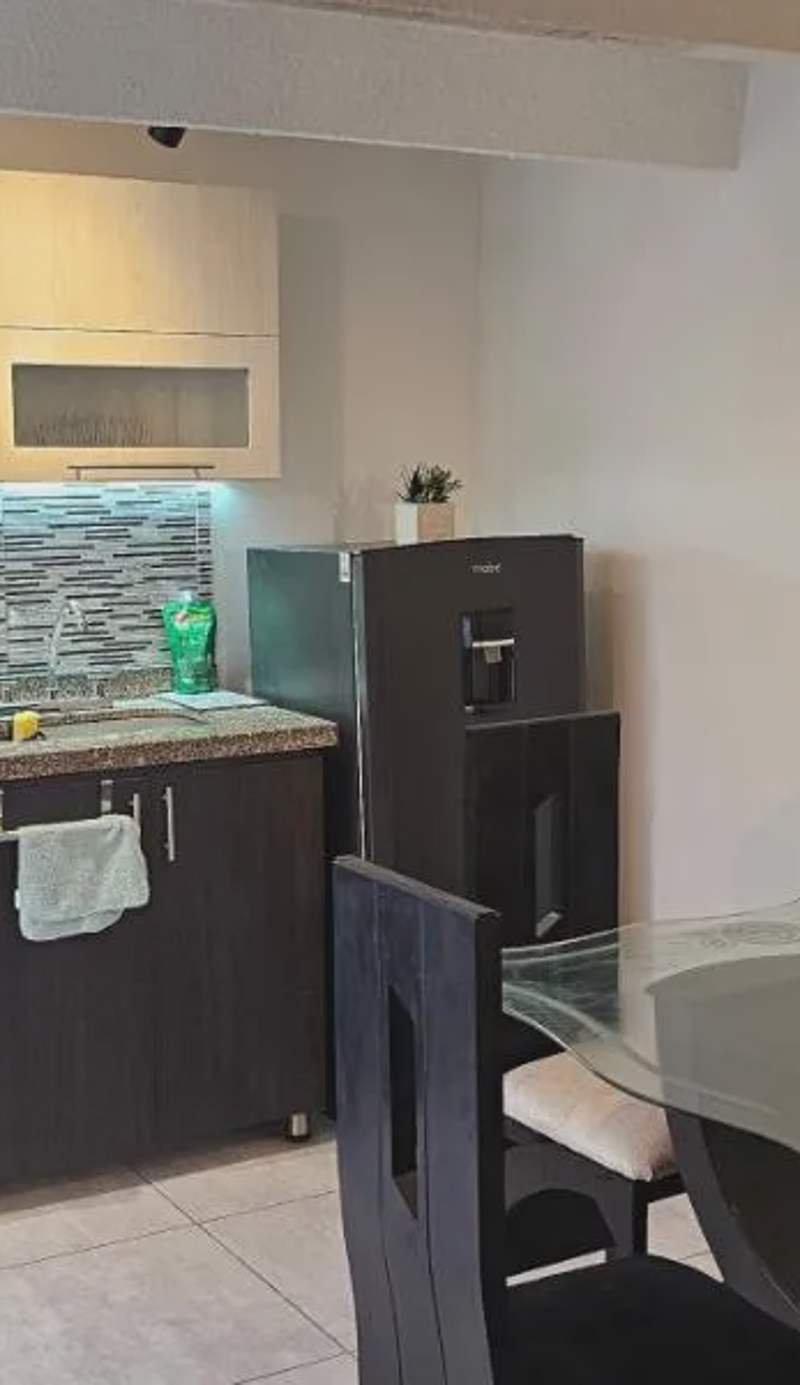 Hermosa casa con espacios independientes cerca a Mall plaza