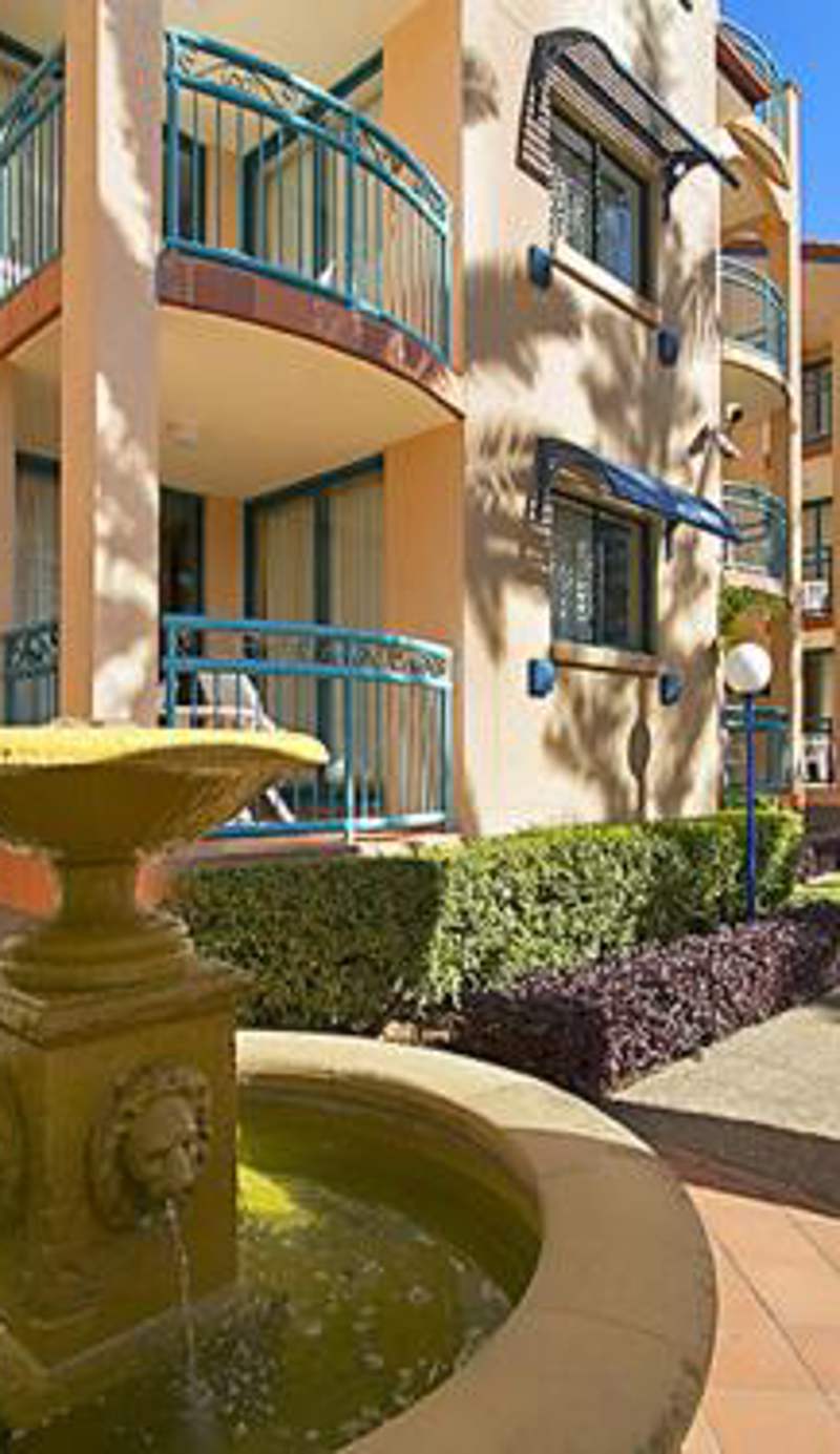 Aruba Surf Resort