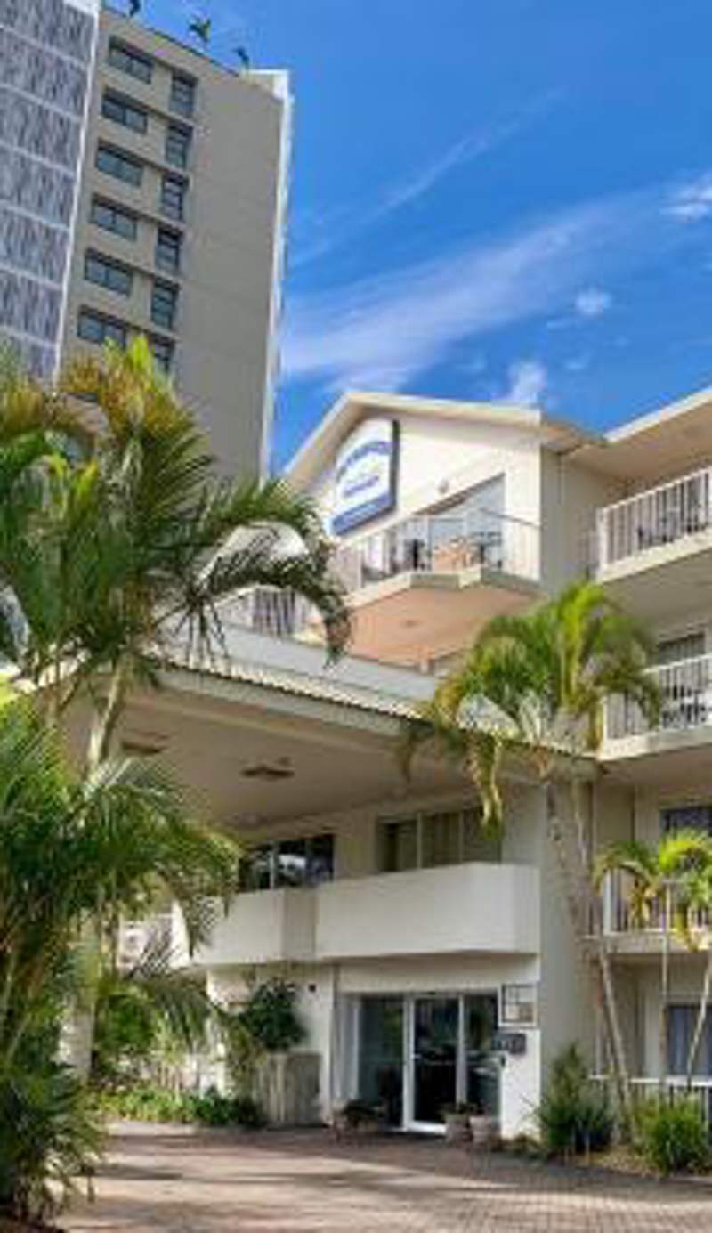 Outrigger Burleigh