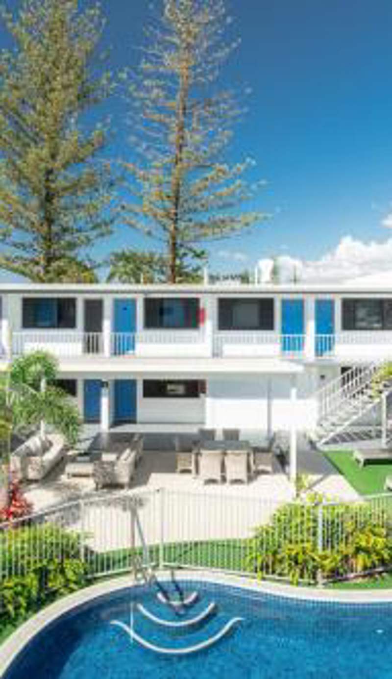 Montego Mermaid Beach Motel