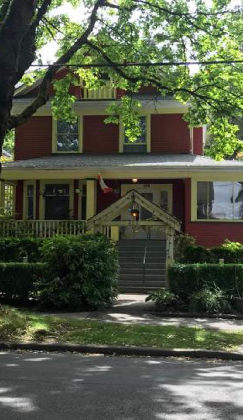 Douglas Guest House
