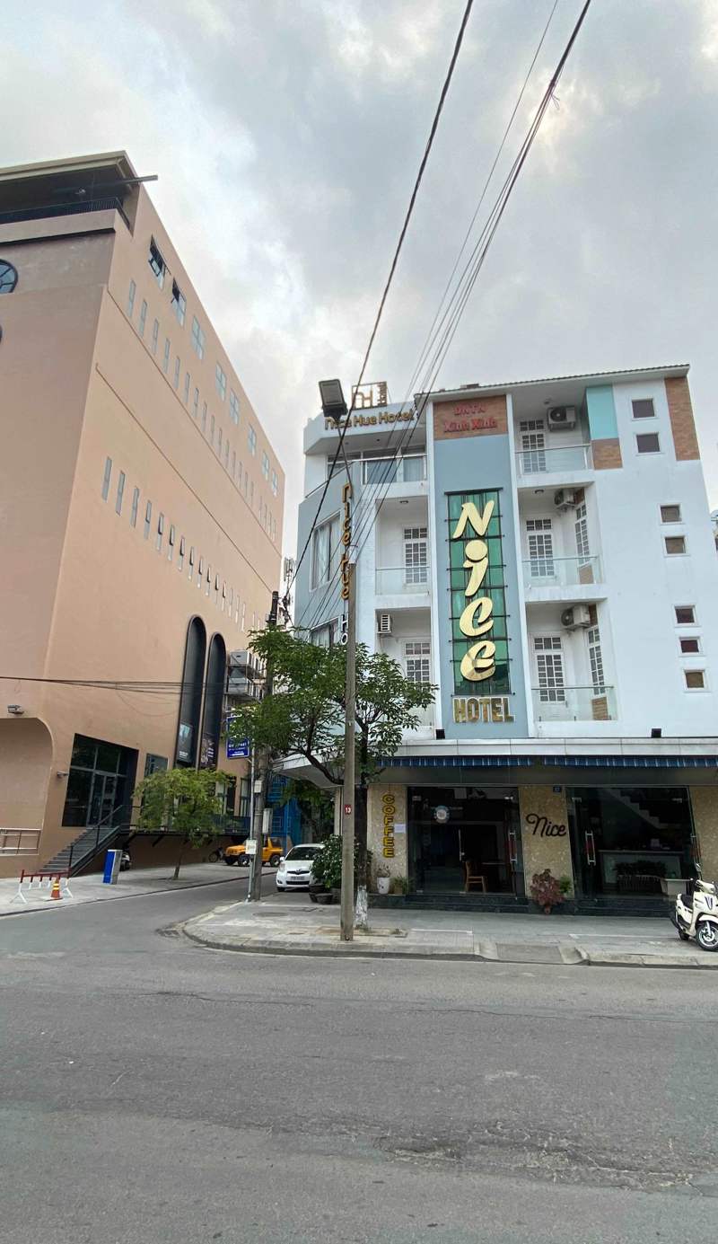 Nice Hue Hotel
