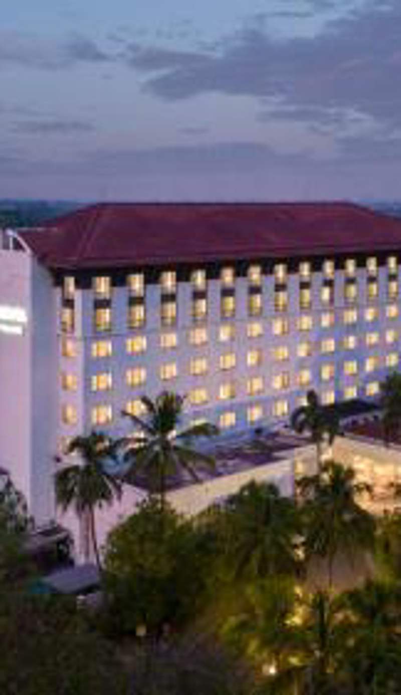 Aryaduta Lippo Village